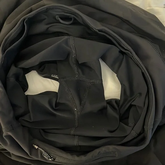 Lululemon Run Pace Setter Skirt - Picture 8 of 13